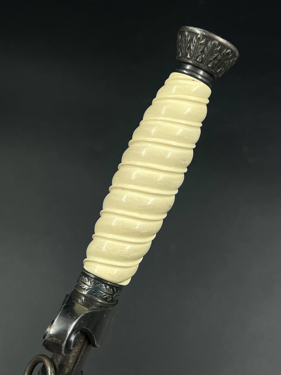 Пехотный (армейский) кортик обр. 1935 г. Alcoso Solingen. Вариант с высоким рельефом крыльев. От Алексея С.