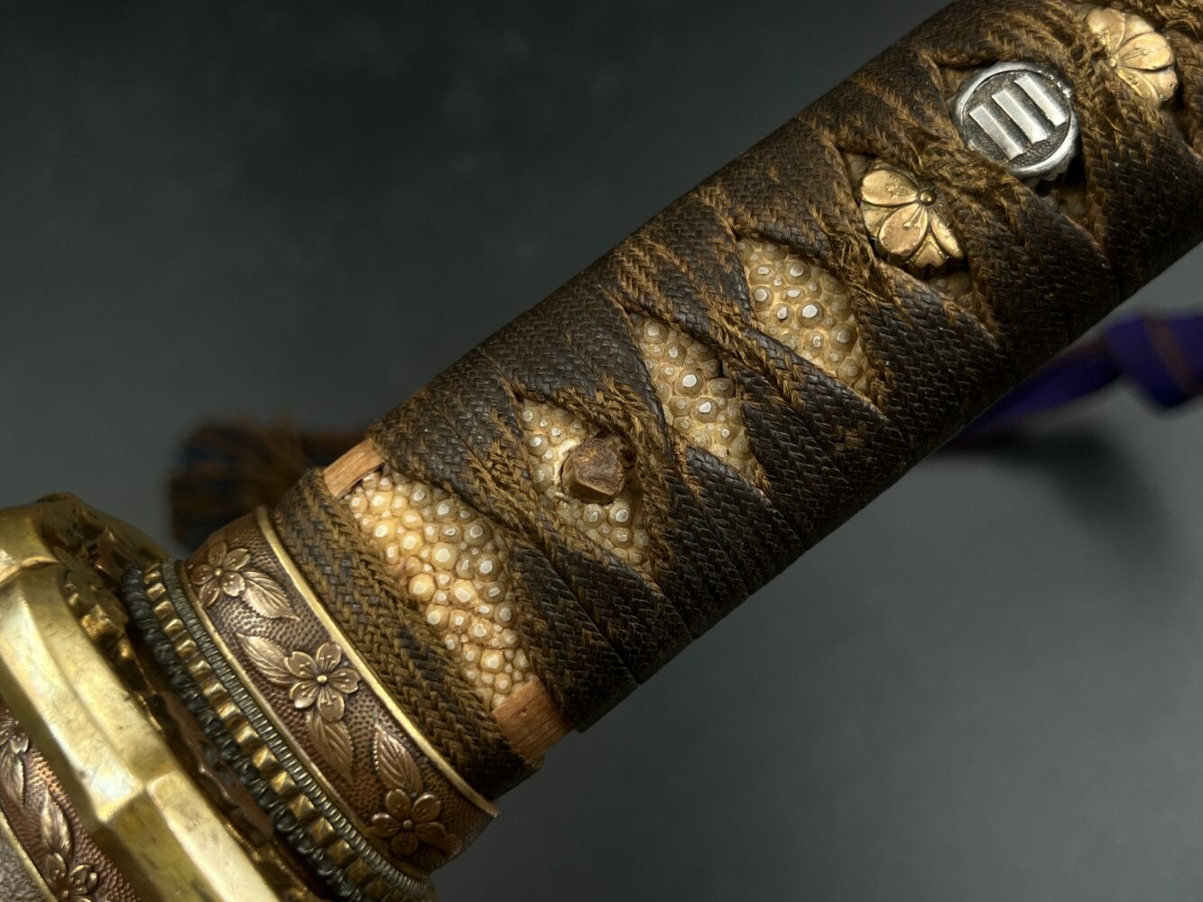 Офицерский меч Син-Гунто с фамильным моном. В комплекте. От Алексея С.