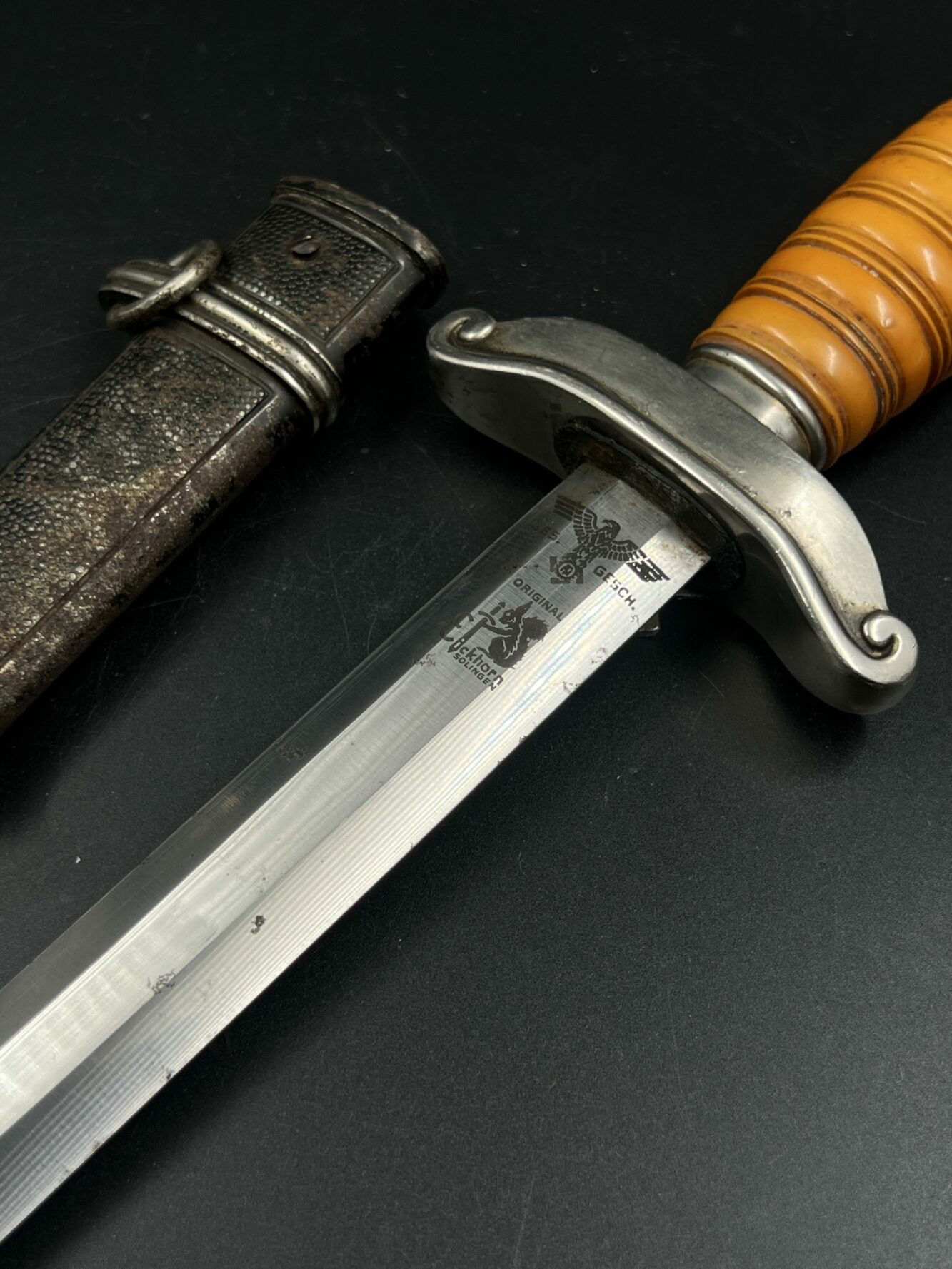 Кортик лидера Специального технического корпуса (TENO), обр. 1938 г. [Carl Eickhorn]. От Алексея С.