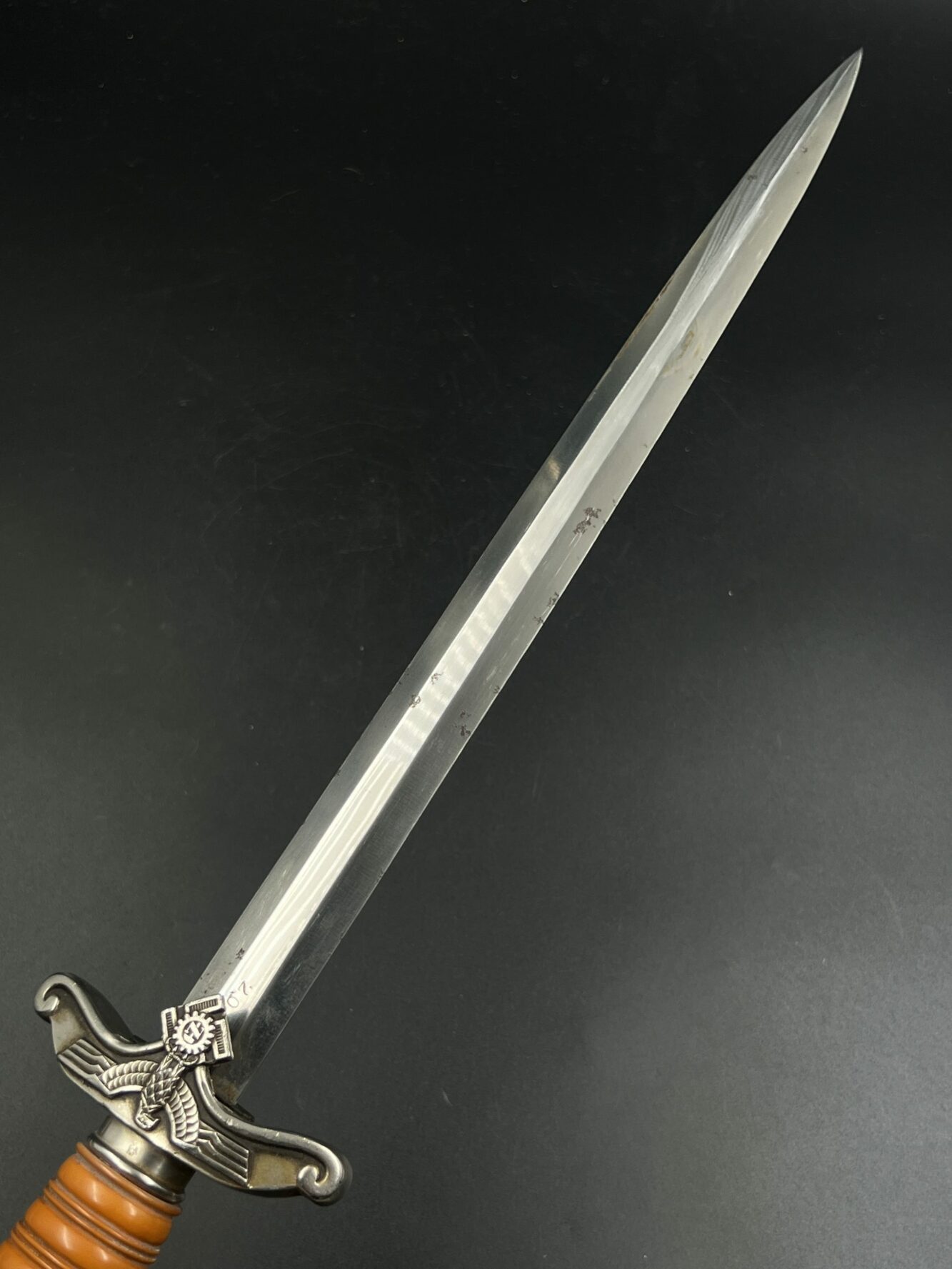 Кортик лидера Специального технического корпуса (TENO), обр. 1938 г. [Carl Eickhorn]. От Алексея С.