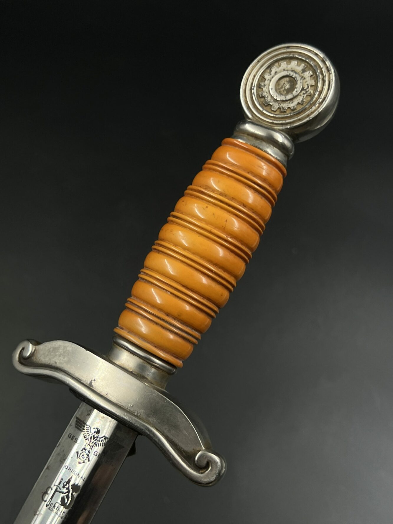 Кортик лидера Специального технического корпуса (TENO), обр. 1938 г. [Carl Eickhorn]. От Алексея С.