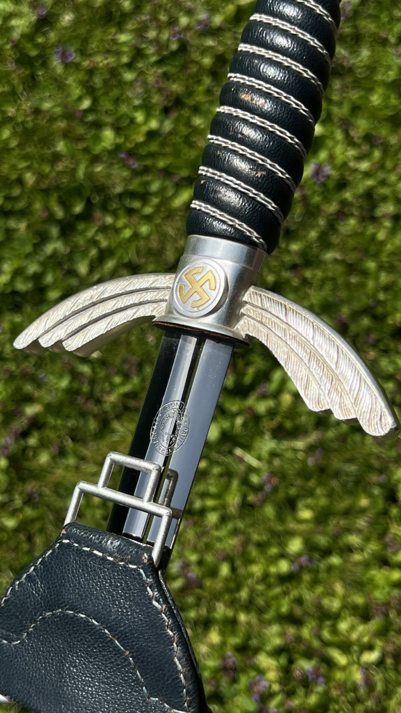 Меч Меч офицера Люфтваффе (Luftwaffe Offizierschwert / Fliegerschwert). обр. 1935 г. [Paul Weyersberg] От Алексея С.