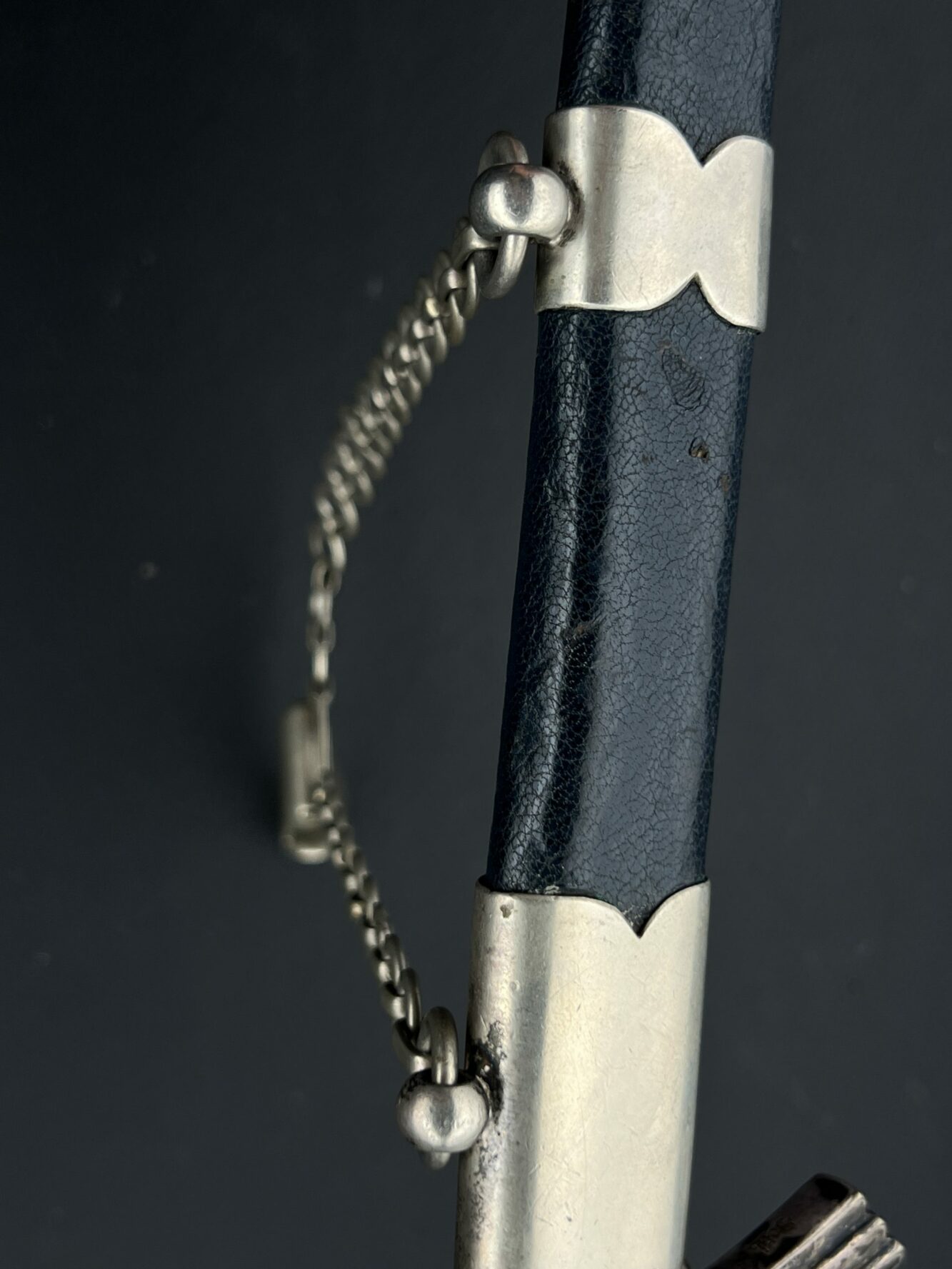 Кортик Люфтваффе обр. 1935 г. (Ранний тип). [Carl Eickhorn]. Клеймо -Carl Eickhorn. (ножны без металлического каркаса , крепёж фитингов на клипсах). От Алексея С.