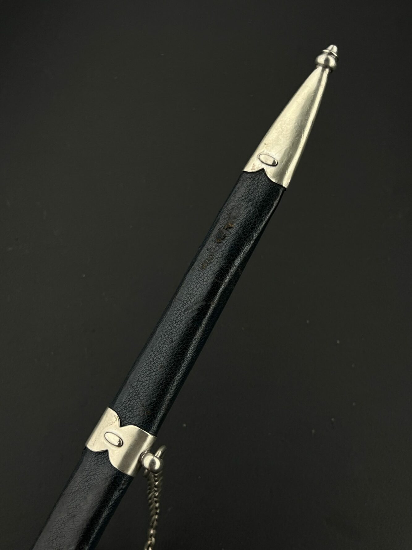 Кортик Люфтваффе обр. 1935 г. (Ранний тип). [Carl Eickhorn]. Клеймо -Carl Eickhorn. (ножны без металлического каркаса , крепёж фитингов на клипсах). От Алексея С.
