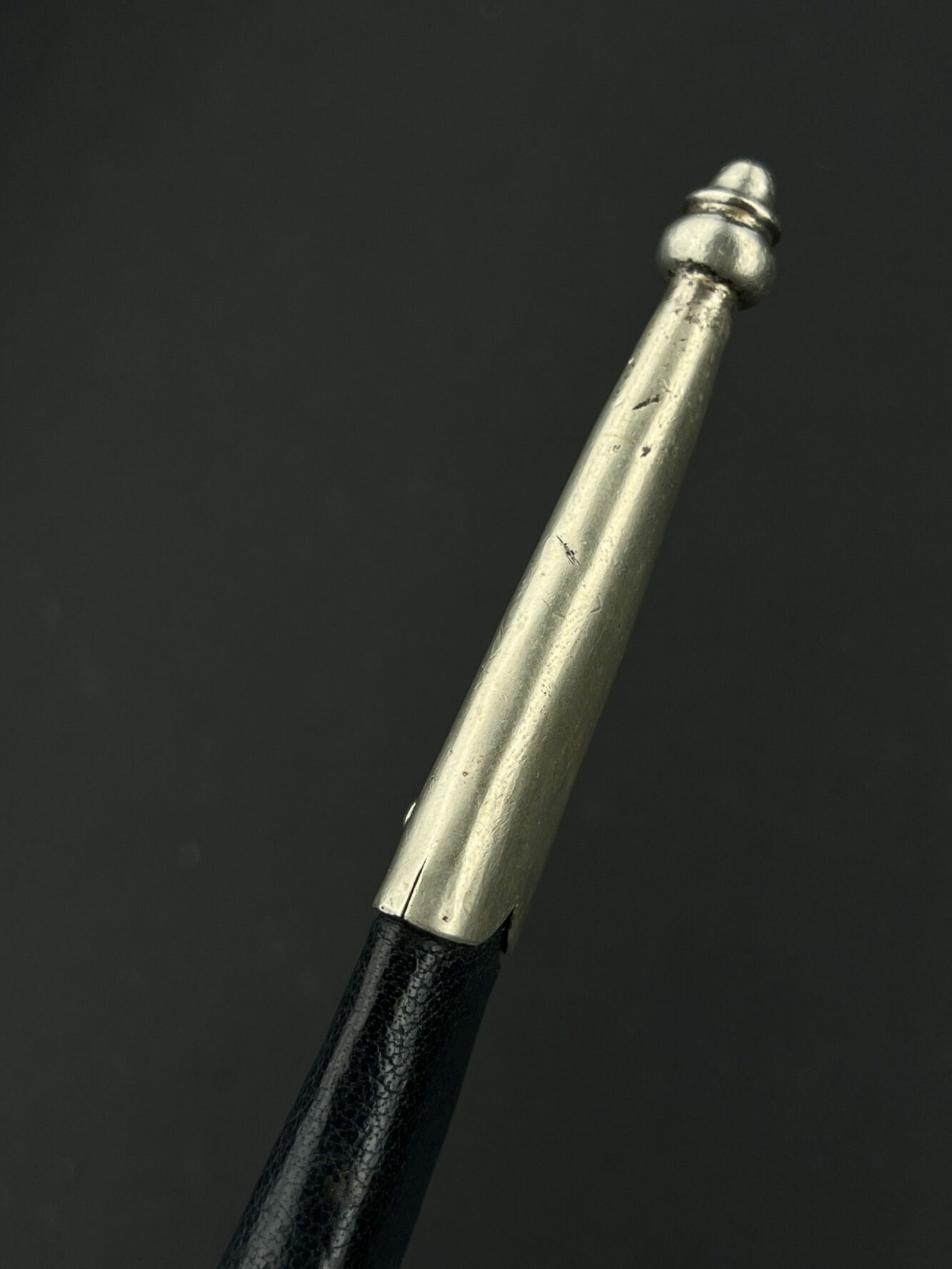 Кортик Люфтваффе обр. 1935 г. (Ранний тип). [Carl Eickhorn]. Клеймо -Carl Eickhorn. (ножны без металлического каркаса , крепёж фитингов на клипсах). От Алексея С.
