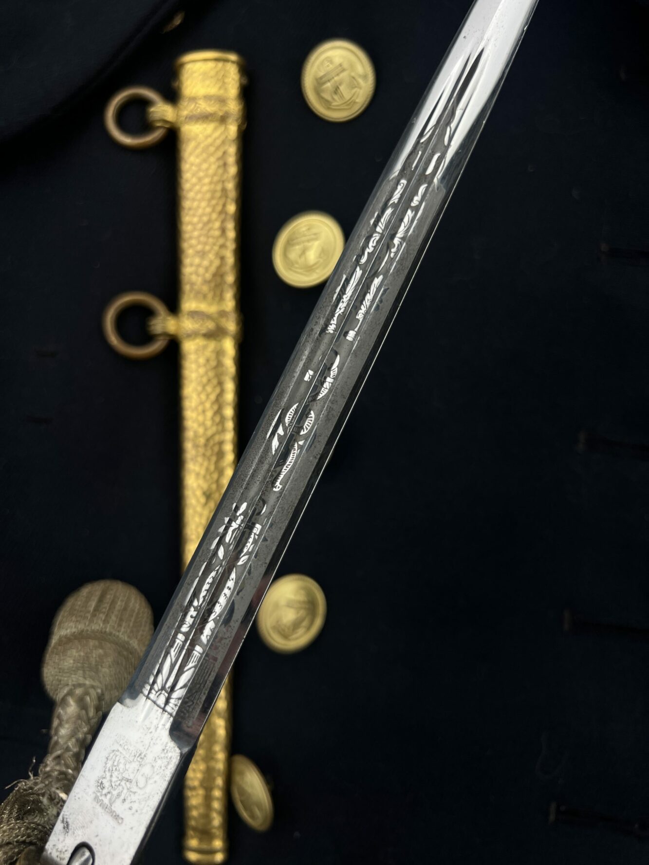 Морской кортик обр. 1929 г. (чеканные ножны). [Carl Eickhorn]. От Алексея С.