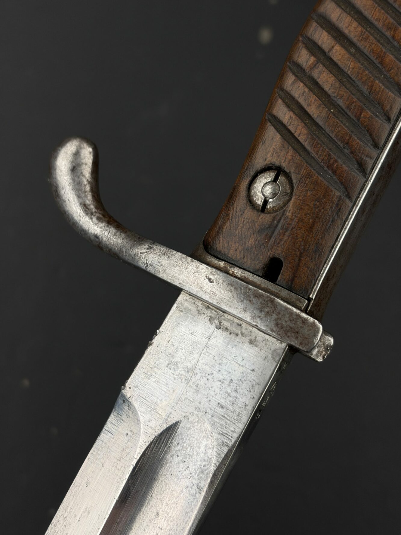 Штык образца 1889/1905 гг. к винтовке системы Маузера образца 1898 г. 1917 г. [FERD. ESSER&Co ELBERFELD]. От Алексея С.