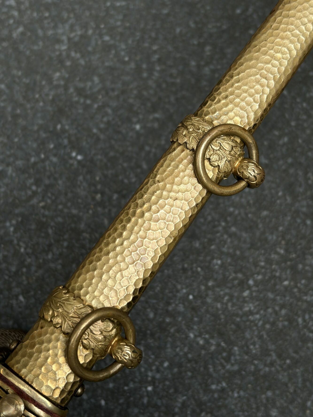 Морской кортик обр. 1938 г. (чеканные ножны). От Алексея С.